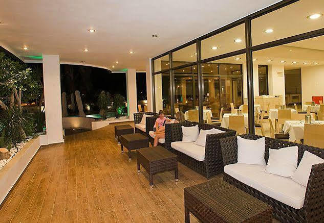 Hotel Anavadia 4*