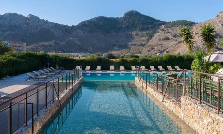 Anavadia Hotell 4*